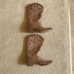 Coconuts boots - Size 7.5